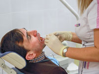 Установка брекетов в стоматологической клиники в Медведково (сеть Родня)
